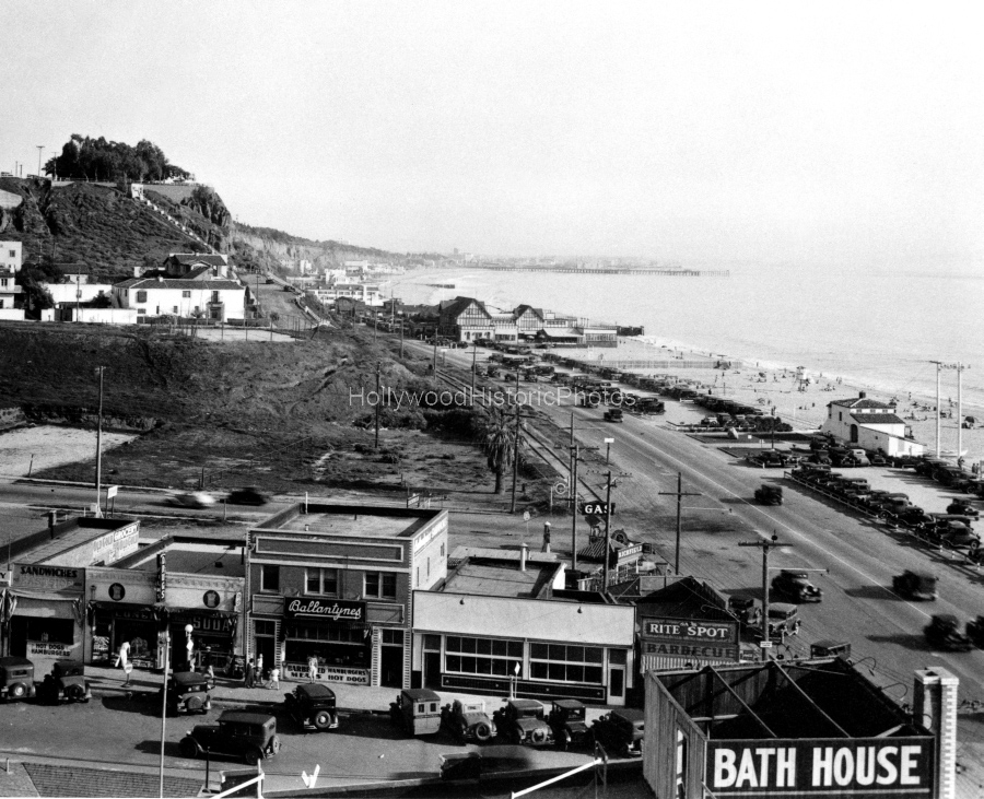 Santa Monica Canyon 1934.jpg